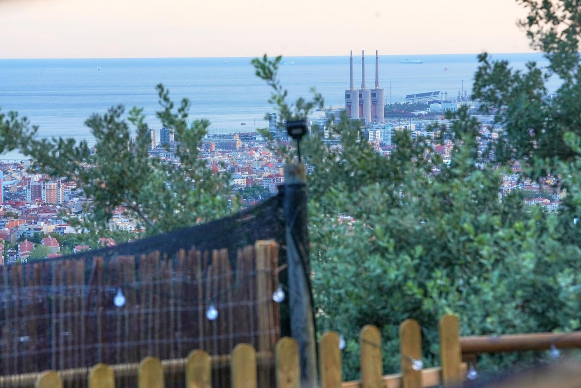 Aaa View Private Terrace Outdoor Heated Hot Tub Family Fun Villa Badalona Bagian luar foto
