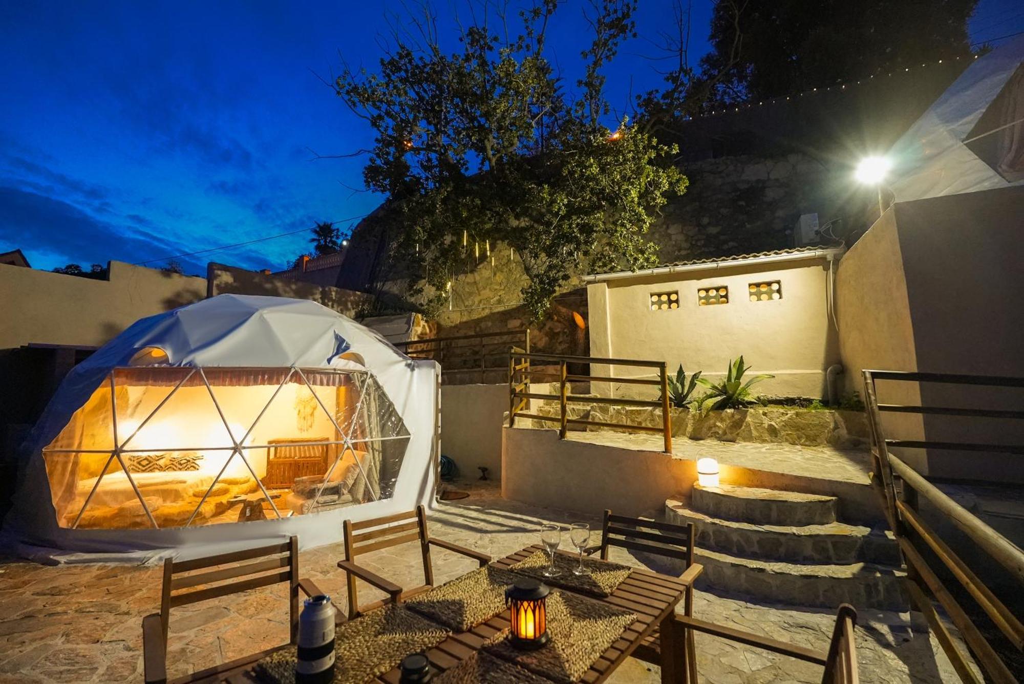 Aaa View Private Terrace Outdoor Heated Hot Tub Family Fun Villa Badalona Bagian luar foto